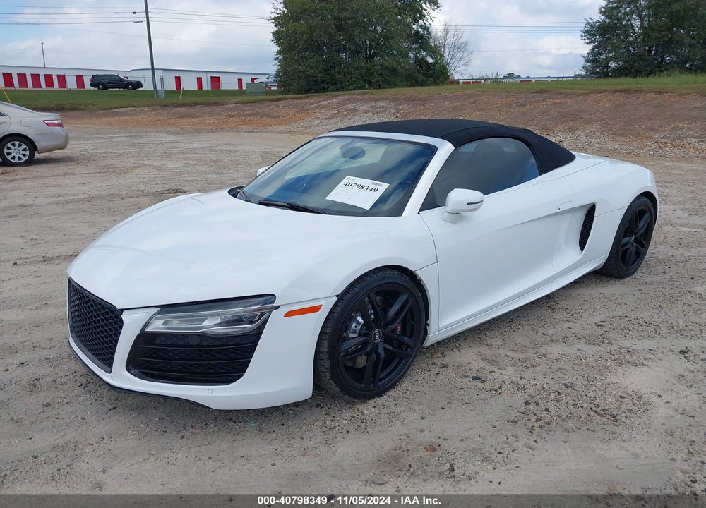 2014 AUDI R8 5.2 VIN: WUASNAFGXEN001674