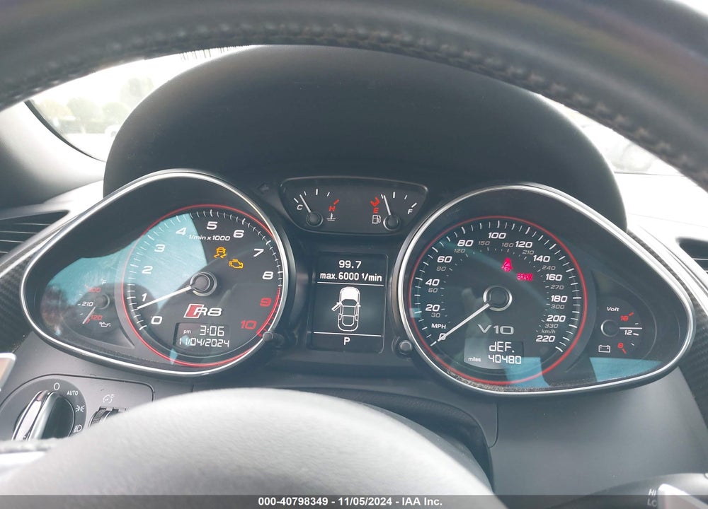 2014 AUDI R8 5.2 VIN: WUASNAFGXEN001674
