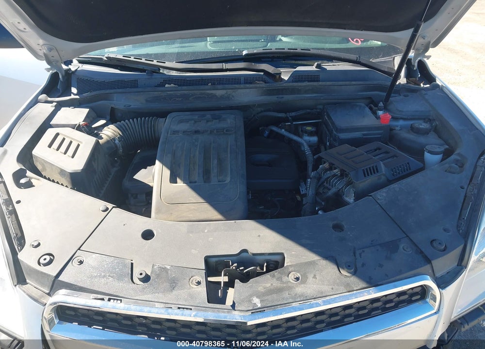 2014 CHEVROLET EQUINOX VIN: 1GNALAEK7EZ121100