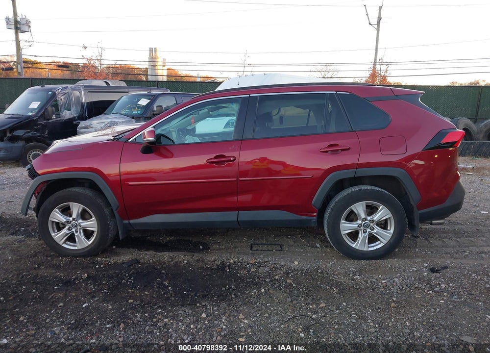 2020 TOYOTA RAV4 XLE VIN: 2T3P1RFV3LW118711