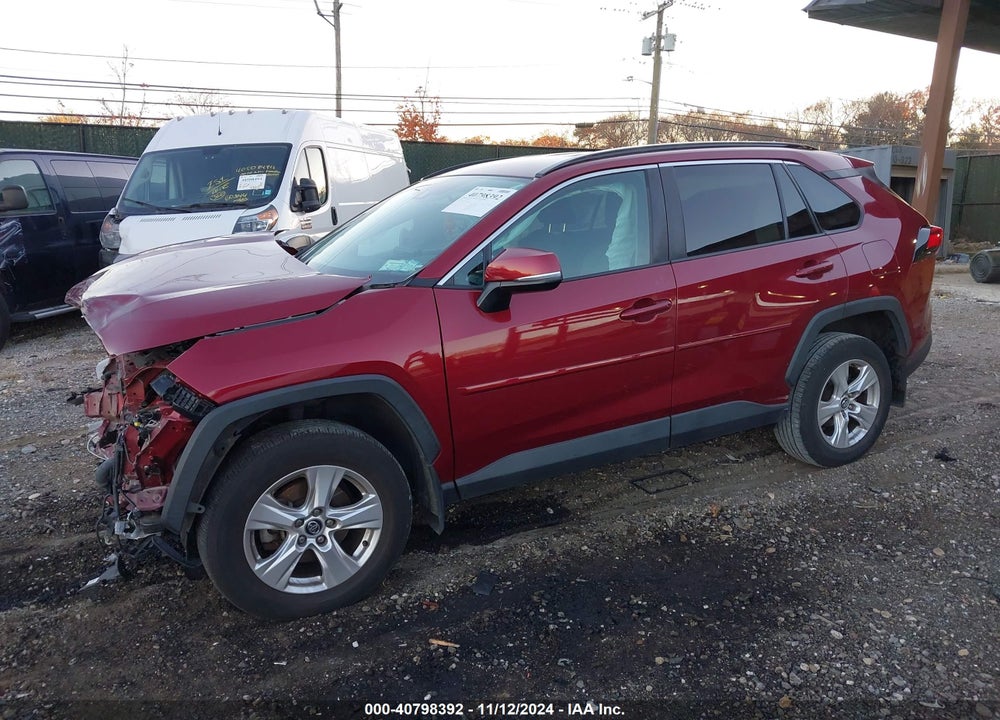2020 TOYOTA RAV4 XLE VIN: 2T3P1RFV3LW118711