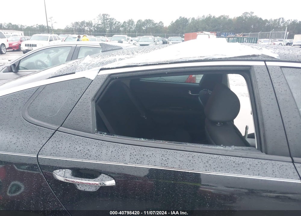 2016 KIA OPTIMA LX VIN: KNAGT4L39G5111191