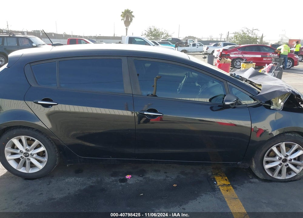 2017 KIA FORTE LX VIN: KNAFK5A80H5680676