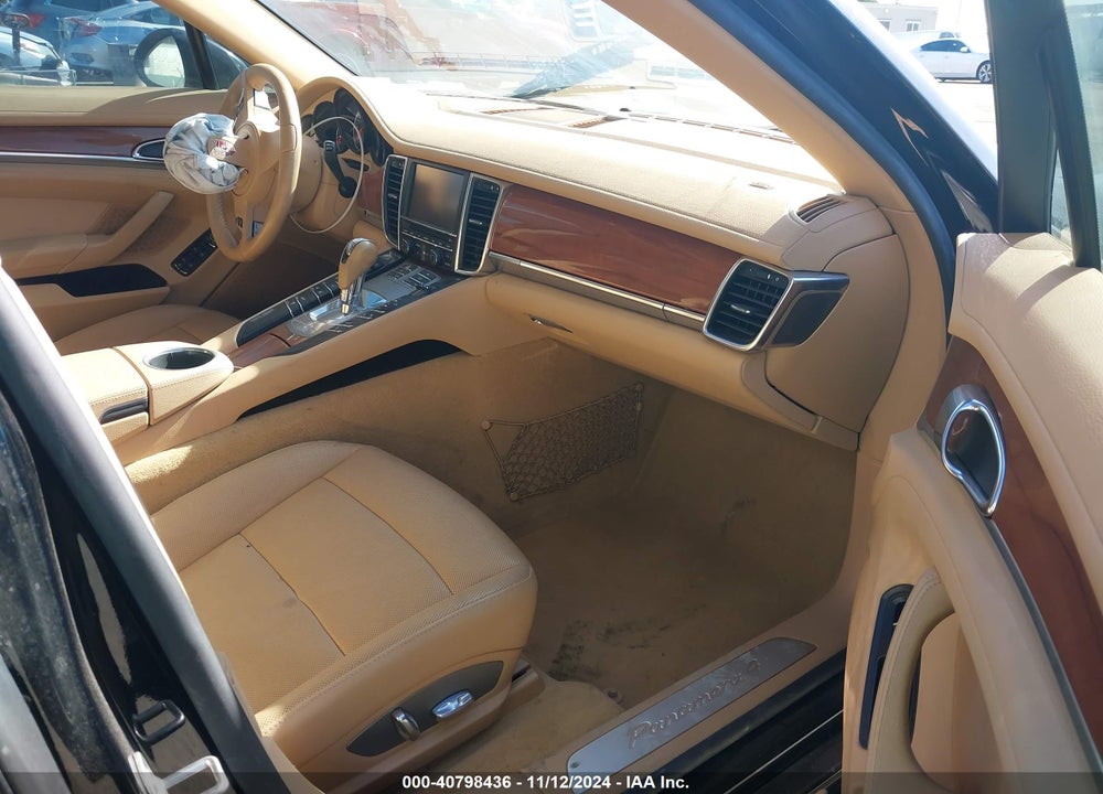 2011 PORSCHE PANAMERA 4 VIN: WP0AA2A71BL013575