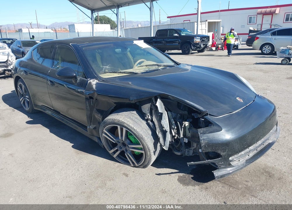 2011 PORSCHE PANAMERA 4 VIN: WP0AA2A71BL013575