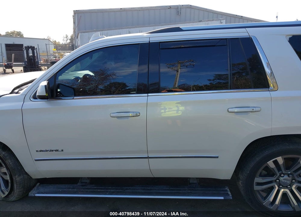 2018 GMC YUKON DENALI VIN: 1GKS2CKJ7JR305538