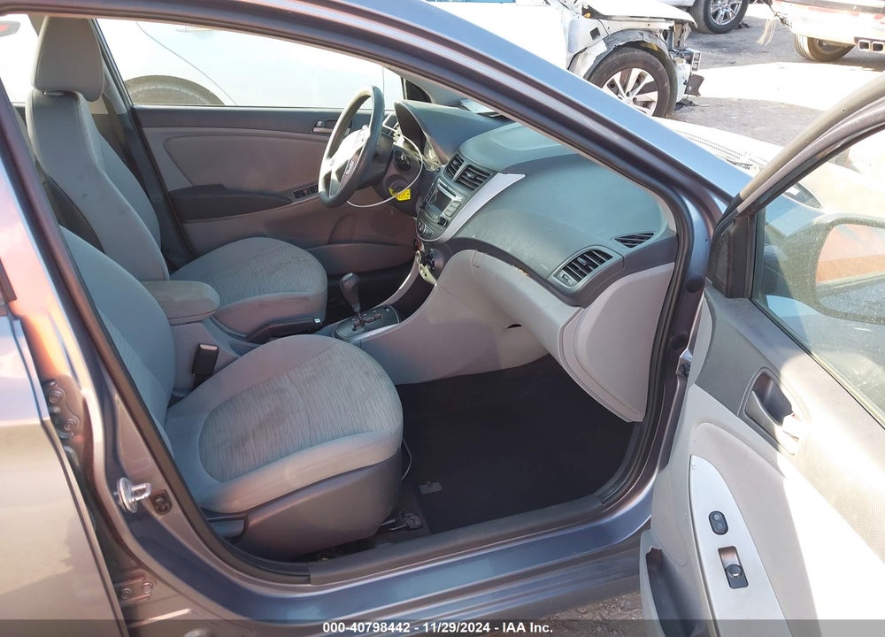 2016 HYUNDAI ACCENT VIN: KMHCT4AE3GU140631