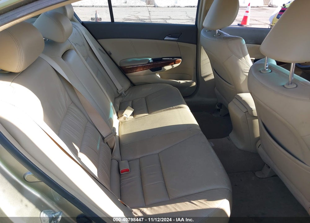 2008 HONDA ACCORD 2.4 EX-L VIN: JHMCP268X8C040807