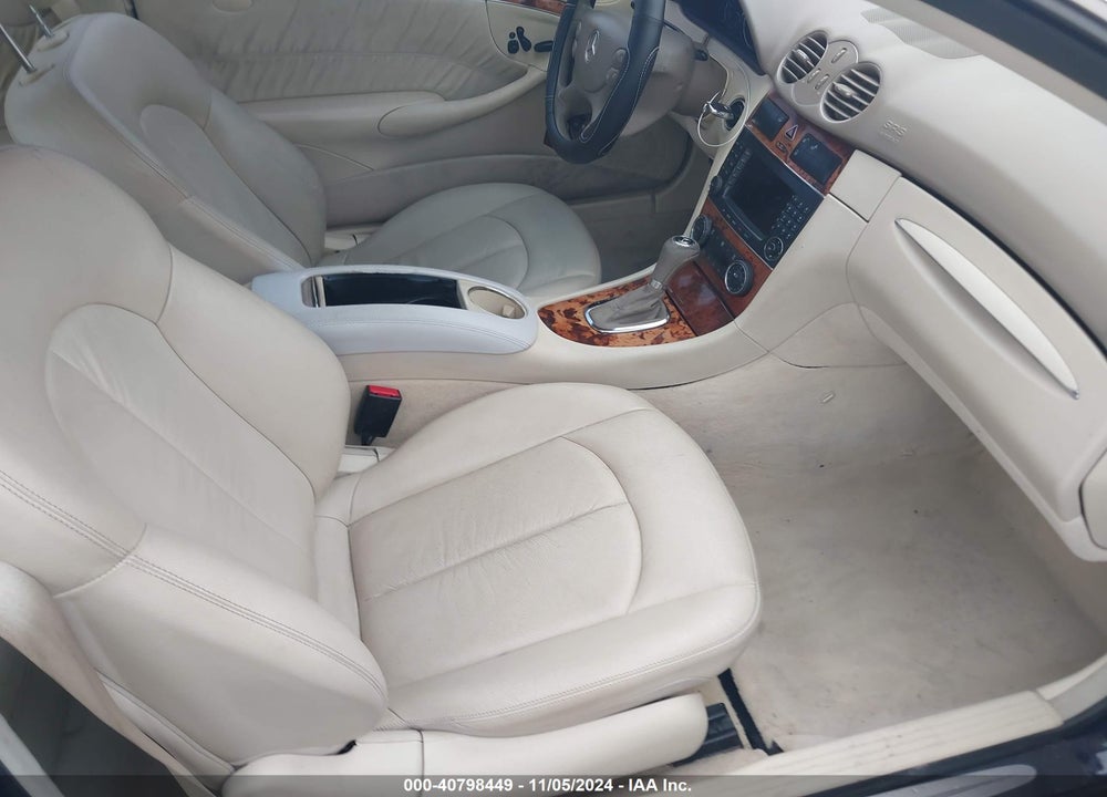2008 MERCEDES-BENZ CLK 350 VIN: WDBTJ56H28F242297