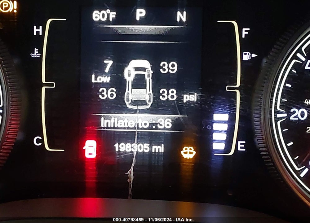 2015 JEEP CHEROKEE VIN: 1C4PJMCB1FW679105