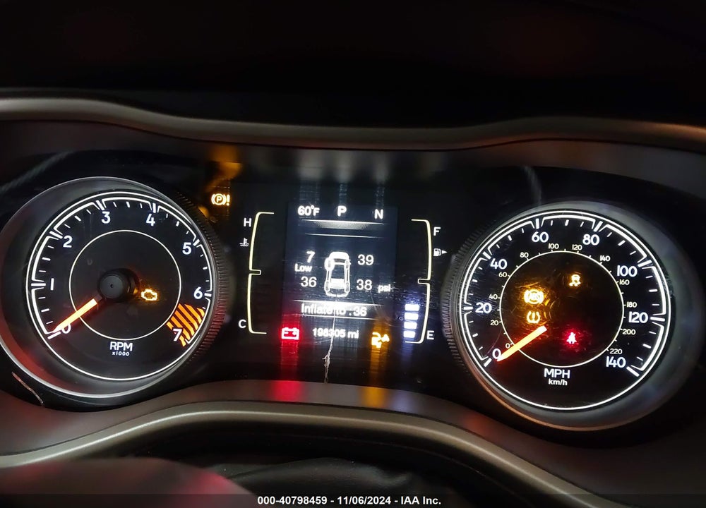 2015 JEEP CHEROKEE VIN: 1C4PJMCB1FW679105