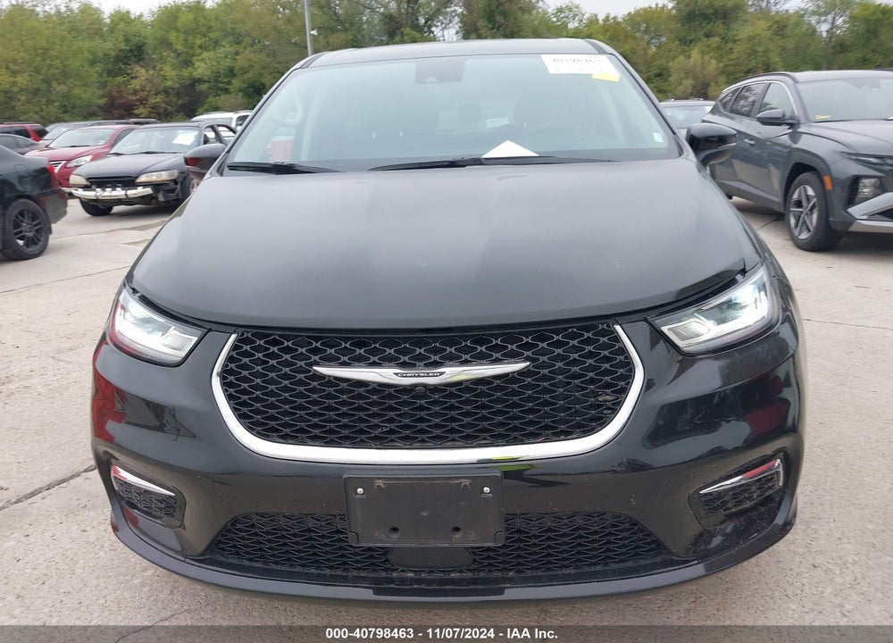 2023 CHRYSLER PACIFICA TOURING L VIN: 2C4RC1BG6PR627395