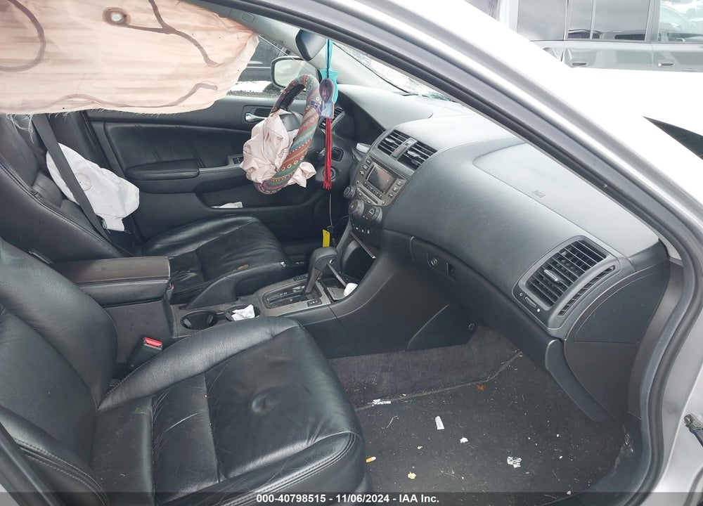 2006 HONDA ACCORD 3.0 EX VIN: 1HGCM66556A059525