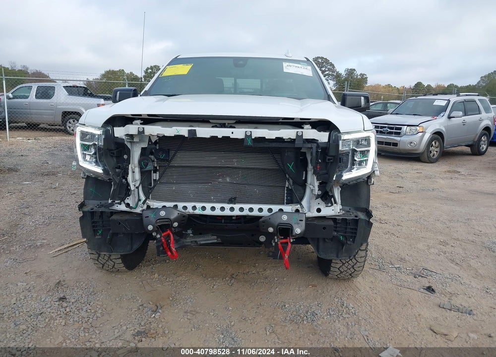 2022 GMC SIERRA 1500 LIMITED 4WD SHORT BOX AT4 VIN: 1GTP9EEL9NZ111606