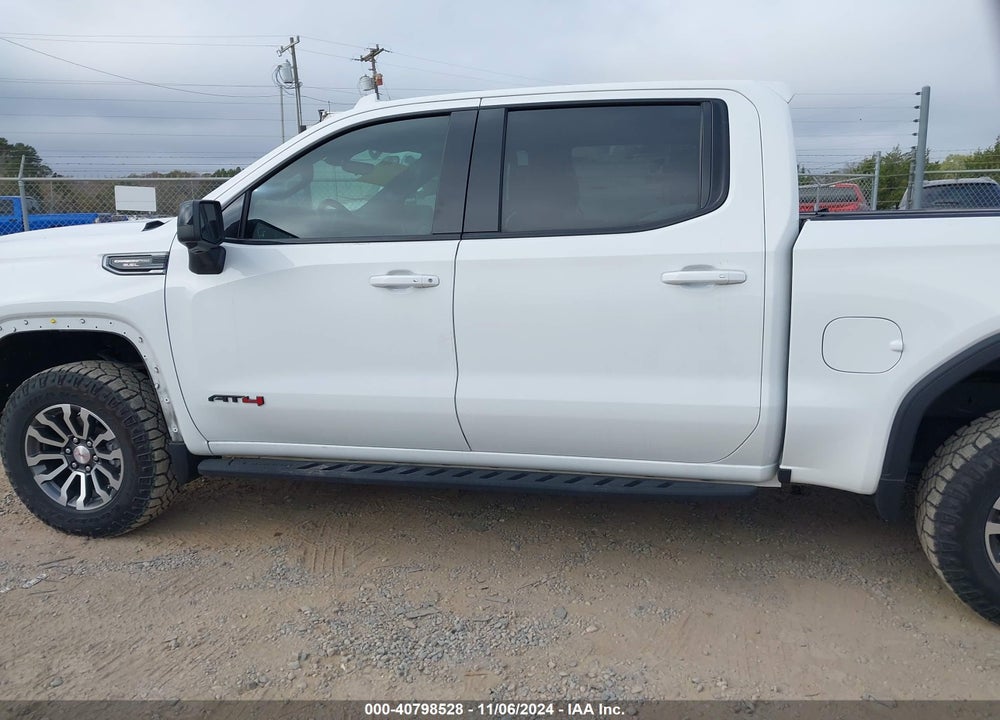 2022 GMC SIERRA 1500 LIMITED 4WD SHORT BOX AT4 VIN: 1GTP9EEL9NZ111606
