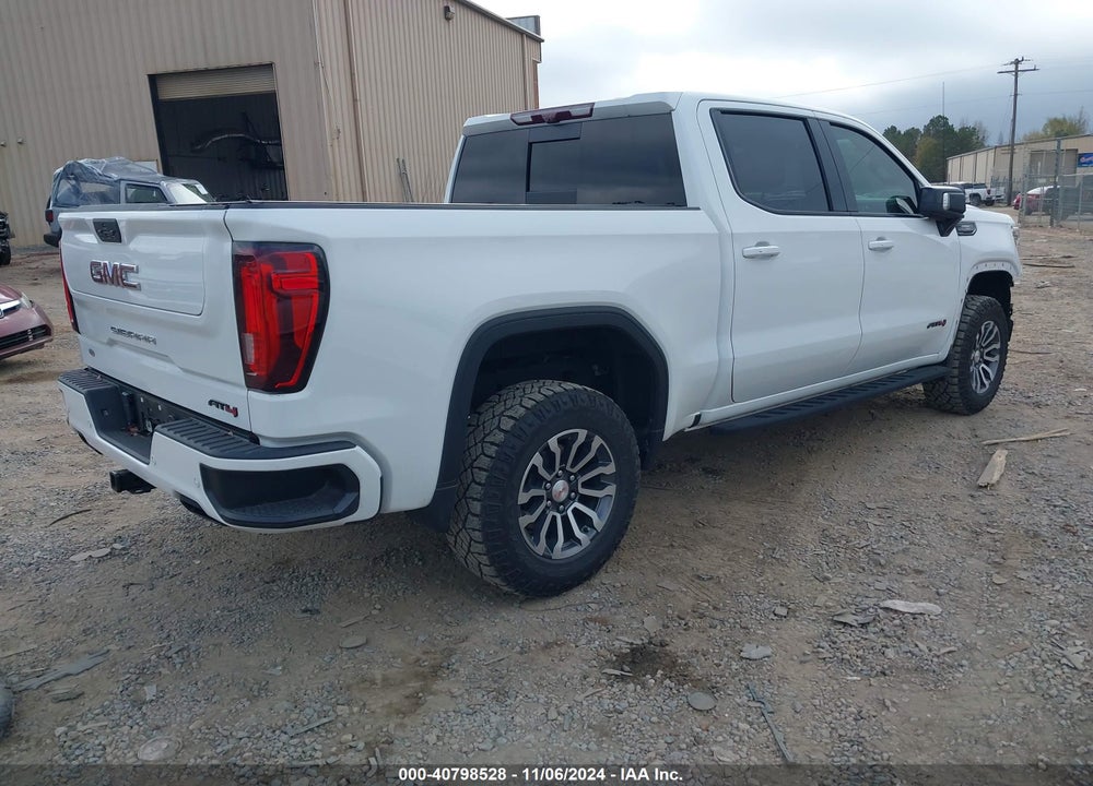 2022 GMC SIERRA 1500 LIMITED 4WD SHORT BOX AT4 VIN: 1GTP9EEL9NZ111606