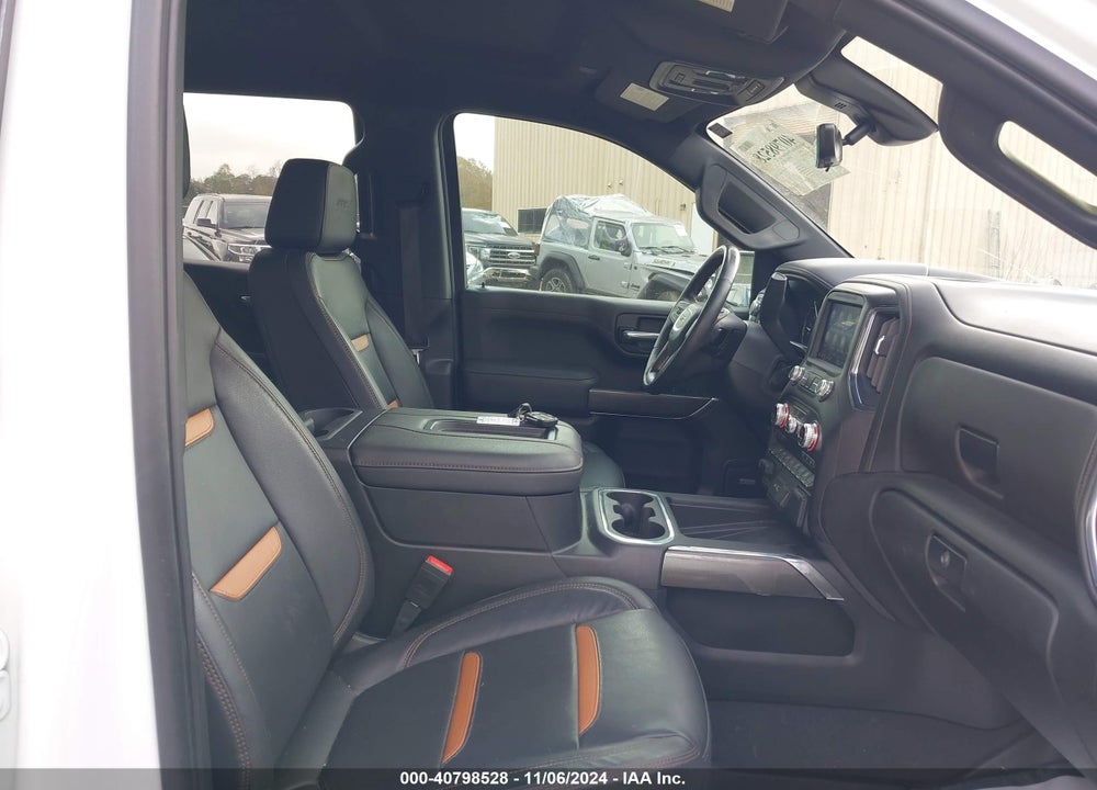 2022 GMC SIERRA 1500 LIMITED 4WD SHORT BOX AT4 VIN: 1GTP9EEL9NZ111606