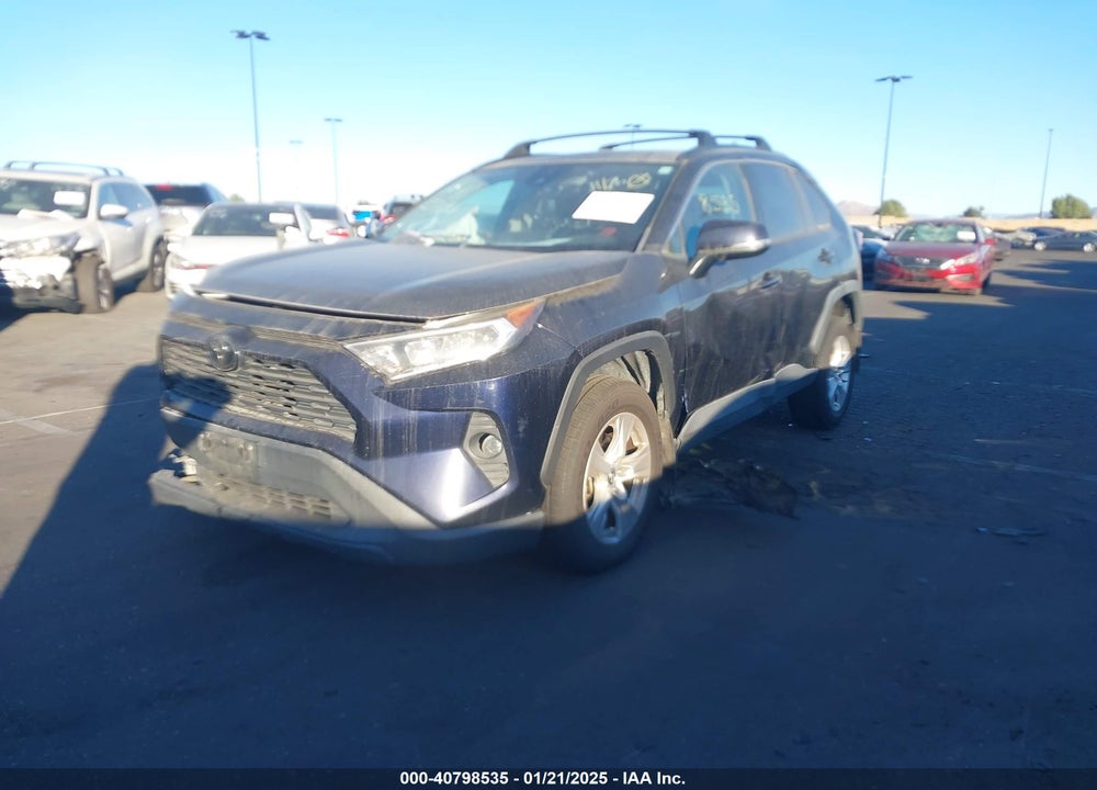 2019 TOYOTA RAV4 XLE VIN: 2T3W1RFV7KC017389