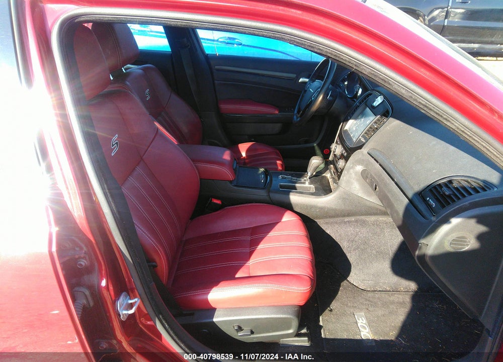 2013 CHRYSLER 300 300S VIN: 2C3CCAGT6DH690420