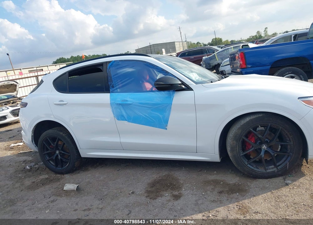 2021 ALFA ROMEO STELVIO TI SPORT AWD VIN: ZASPAKBN1M7D18830