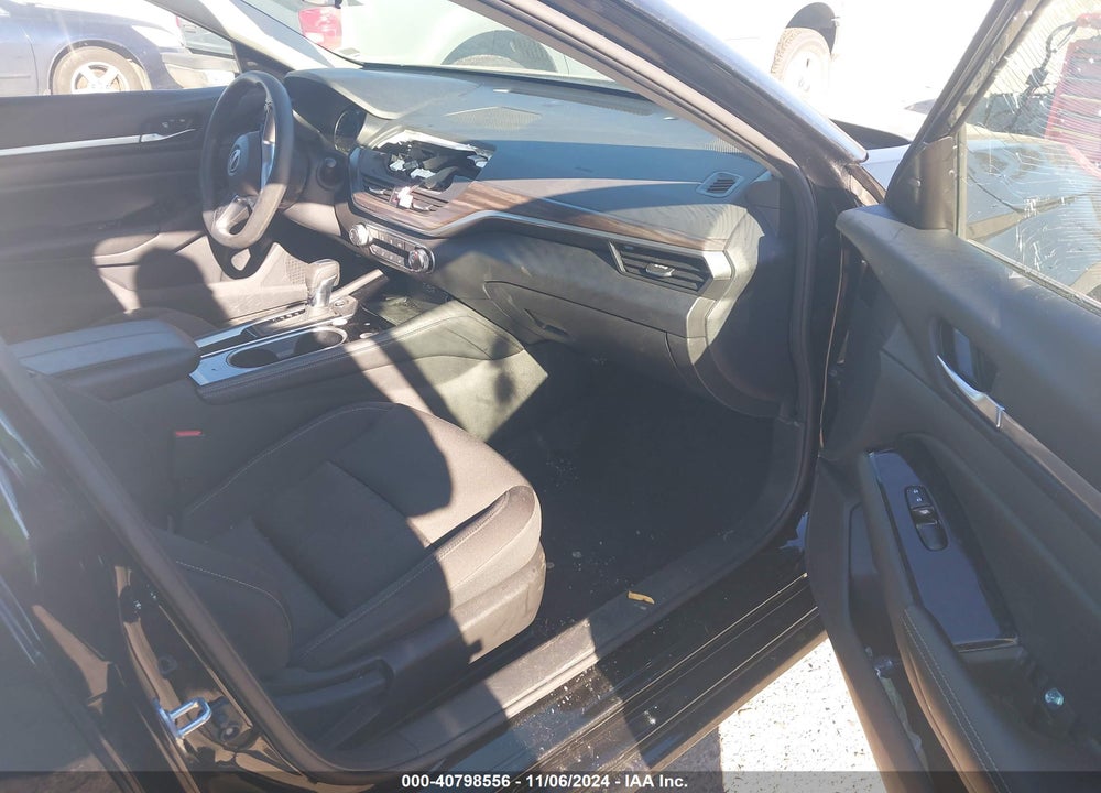 2023 NISSAN ALTIMA SV FWD VIN: 1N4BL4DV3PN347595