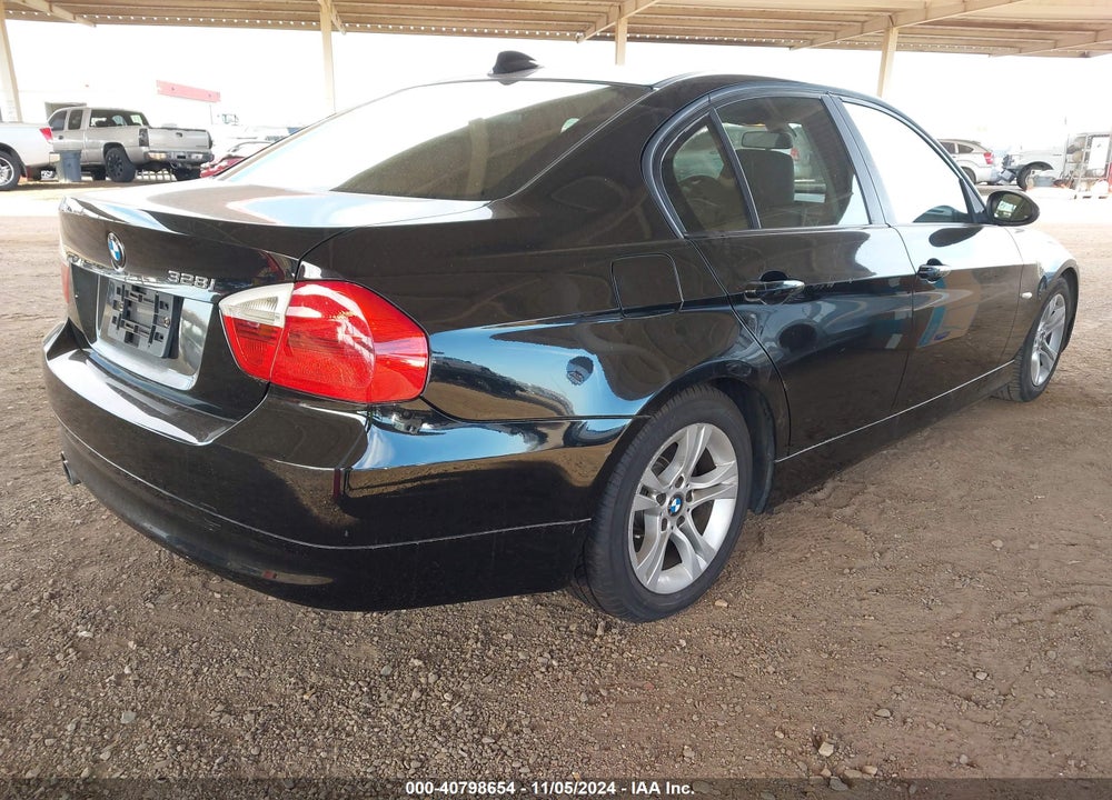 2008 BMW 328I VIN: WBAVA33518P142904