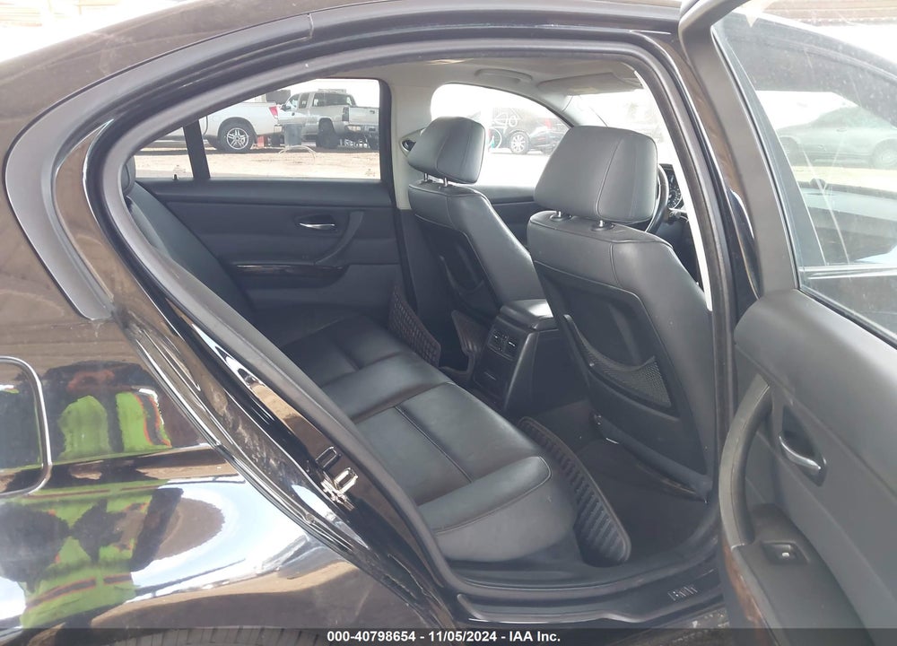 2008 BMW 328I VIN: WBAVA33518P142904