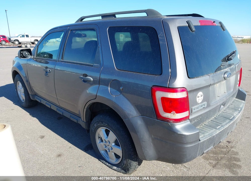 2011 FORD ESCAPE XLT VIN: 1FMCU9DG2BKC51909