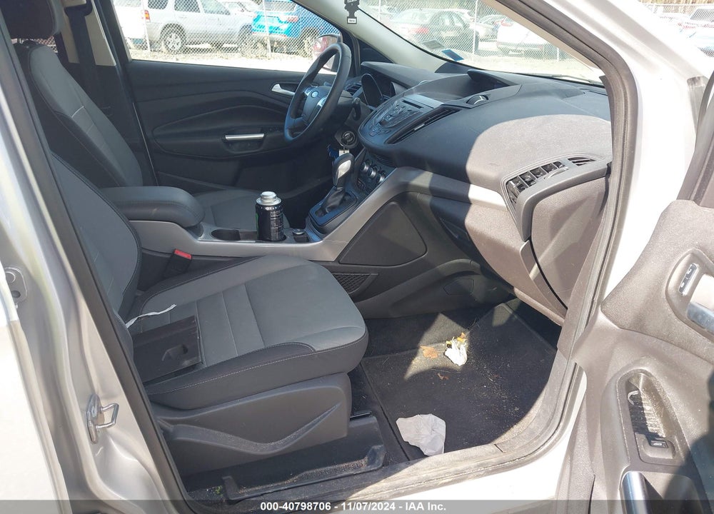 2015 FORD ESCAPE SE VIN: 1FMCU9GX7FUC72857