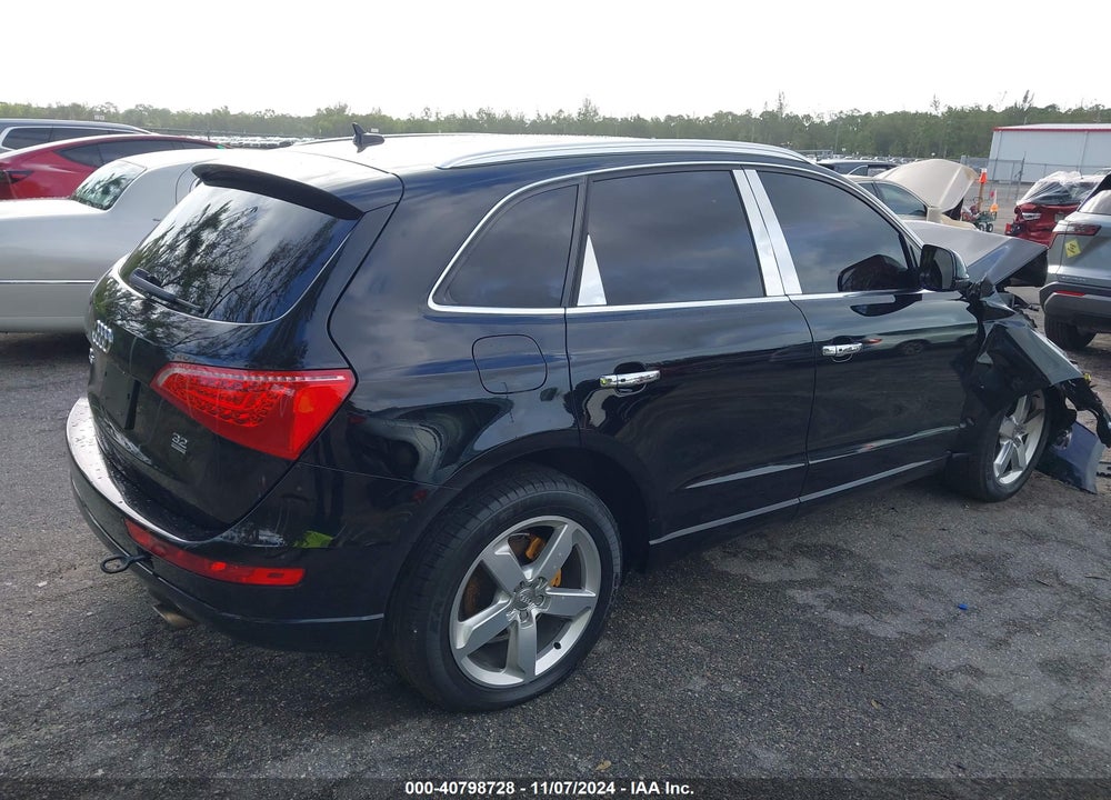 2010 AUDI Q5 3.2 PREMIUM VIN: WA1LKAFP2AA019611