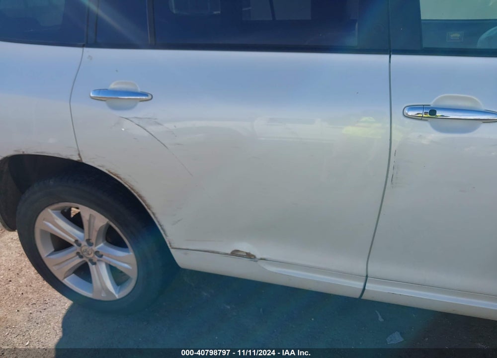 2009 TOYOTA HIGHLANDER LIMITED VIN: JTEES42A592141172