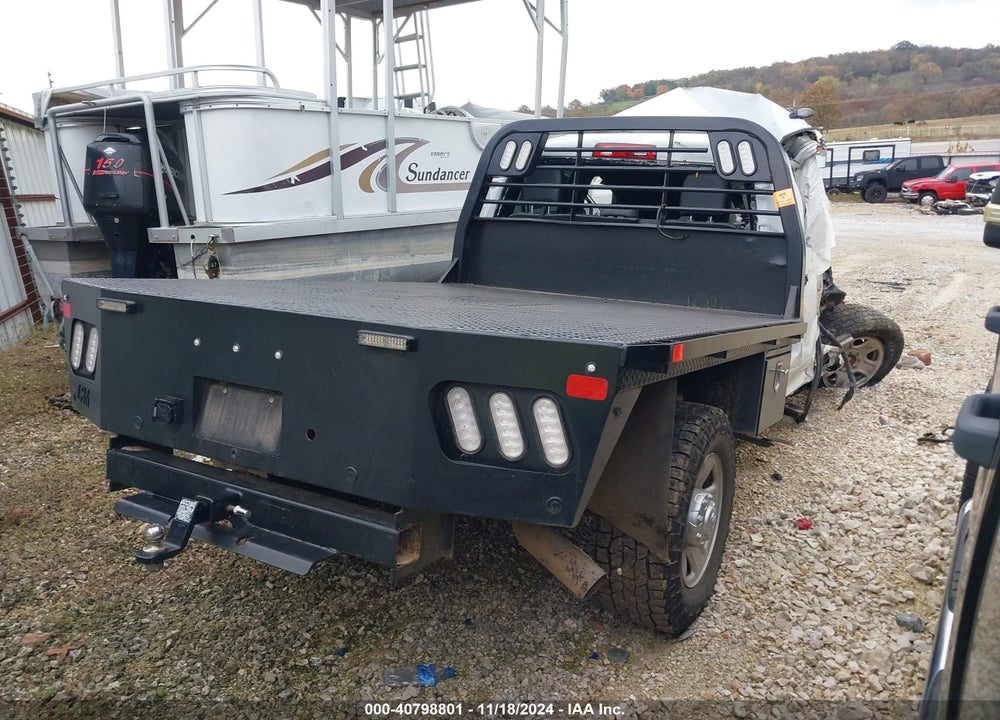 2022 RAM 2500 TRADESMAN 4X4 8' BOX VIN: 3C6UR5HL8NG237753