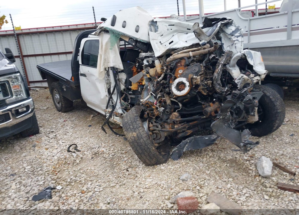2022 RAM 2500 TRADESMAN 4X4 8' BOX VIN: 3C6UR5HL8NG237753