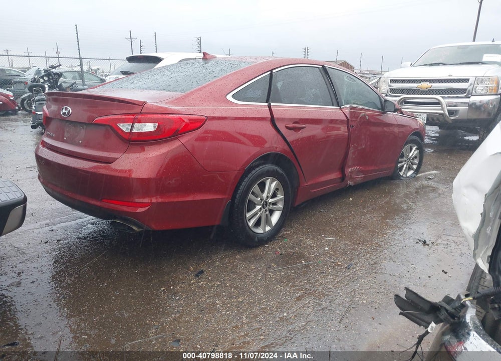 2015 HYUNDAI SONATA SE VIN: 5NPE24AF2FH092430