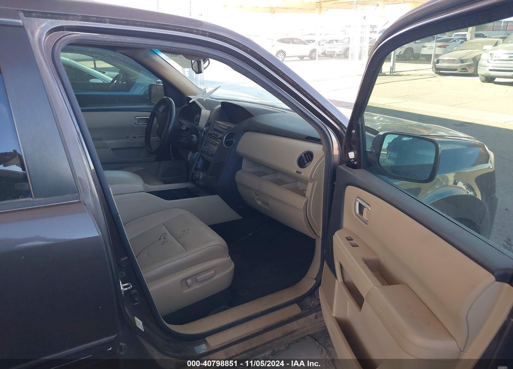2012 HONDA PILOT EX-L VIN: 5FNYF4H66CB012242