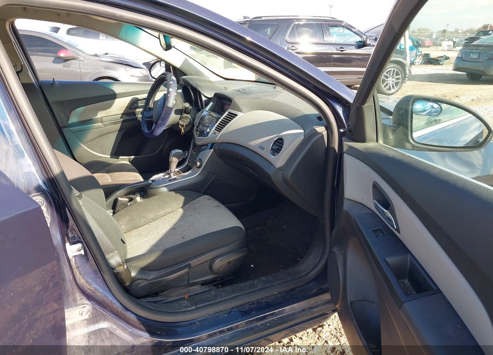 2011 CHEVROLET CRUZE LS VIN: 1G1PC5SH9B7146552
