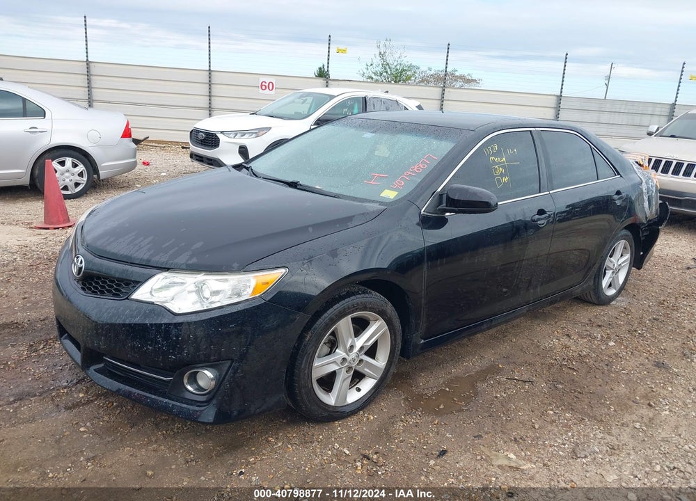 2014 TOYOTA CAMRY SE VIN: 4T1BF1FKXEU435383