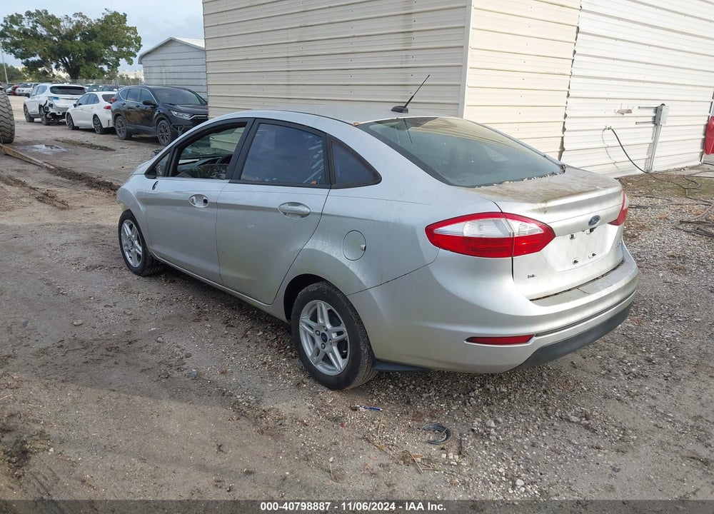 2018 FORD FIESTA SE VIN: 3FADP4BJ8JM111555