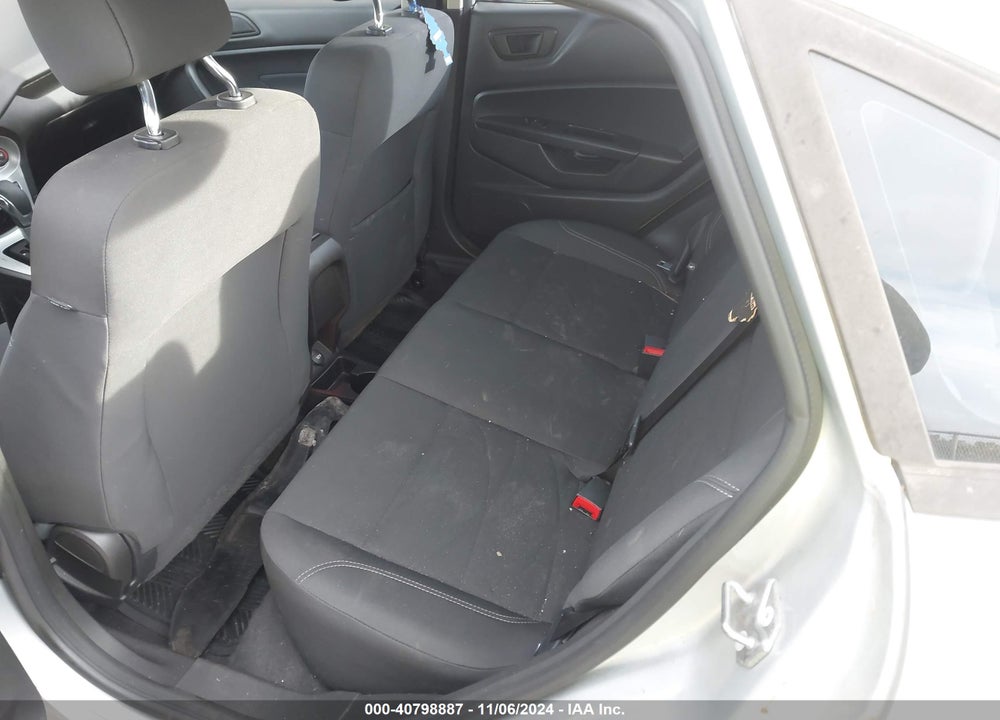 2018 FORD FIESTA SE VIN: 3FADP4BJ8JM111555