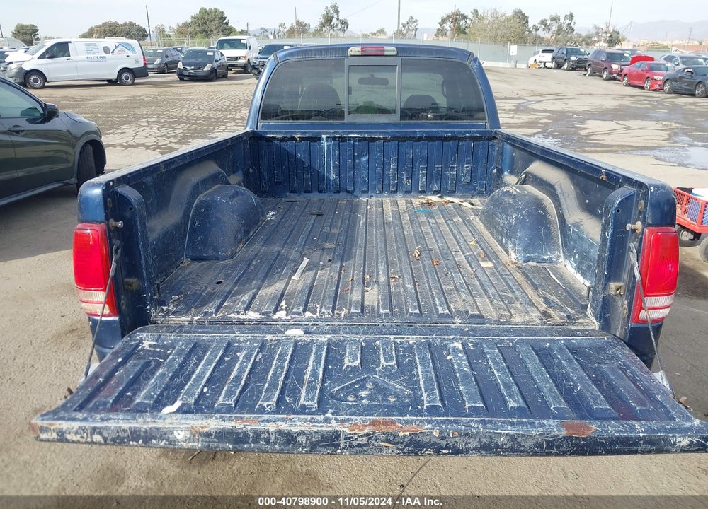 2000 DODGE DAKOTA SLT/SPORT VIN: 1B7GL22X5YS781352