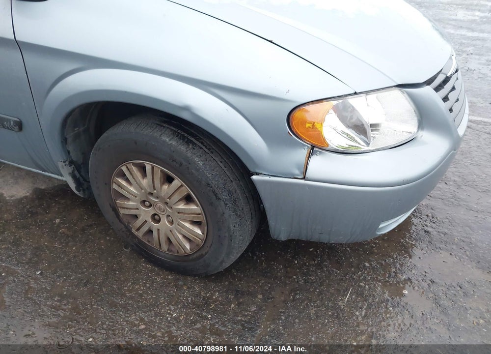 2006 CHRYSLER TOWN & COUNTRY VIN: 1A4GP45R46B583611