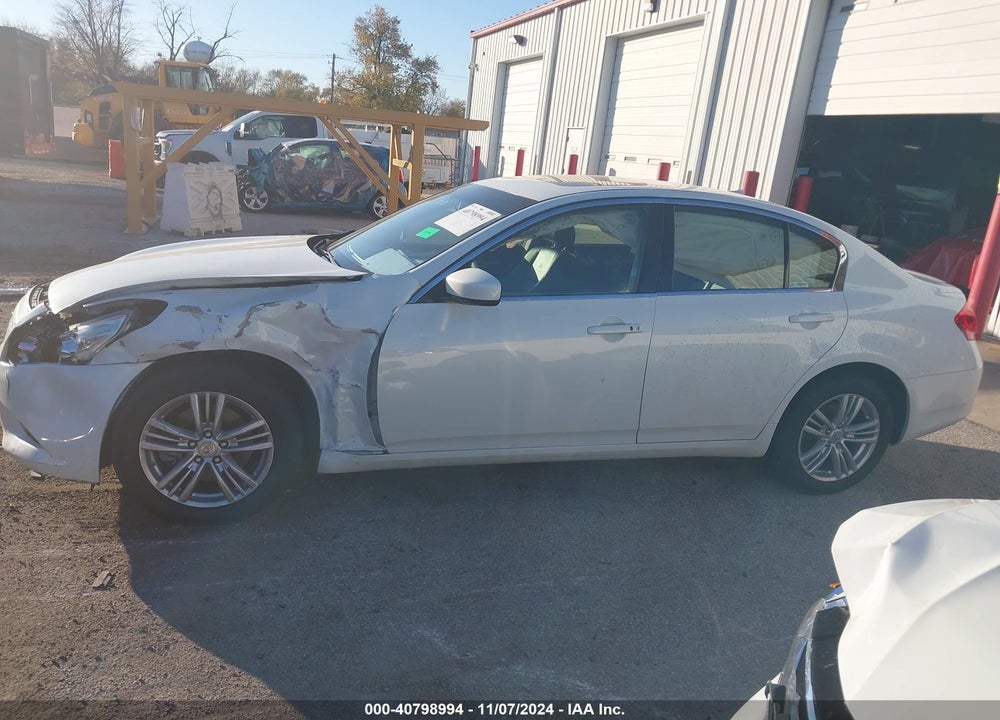 2013 INFINITI G37X VIN: JN1CV6AR6DM358588