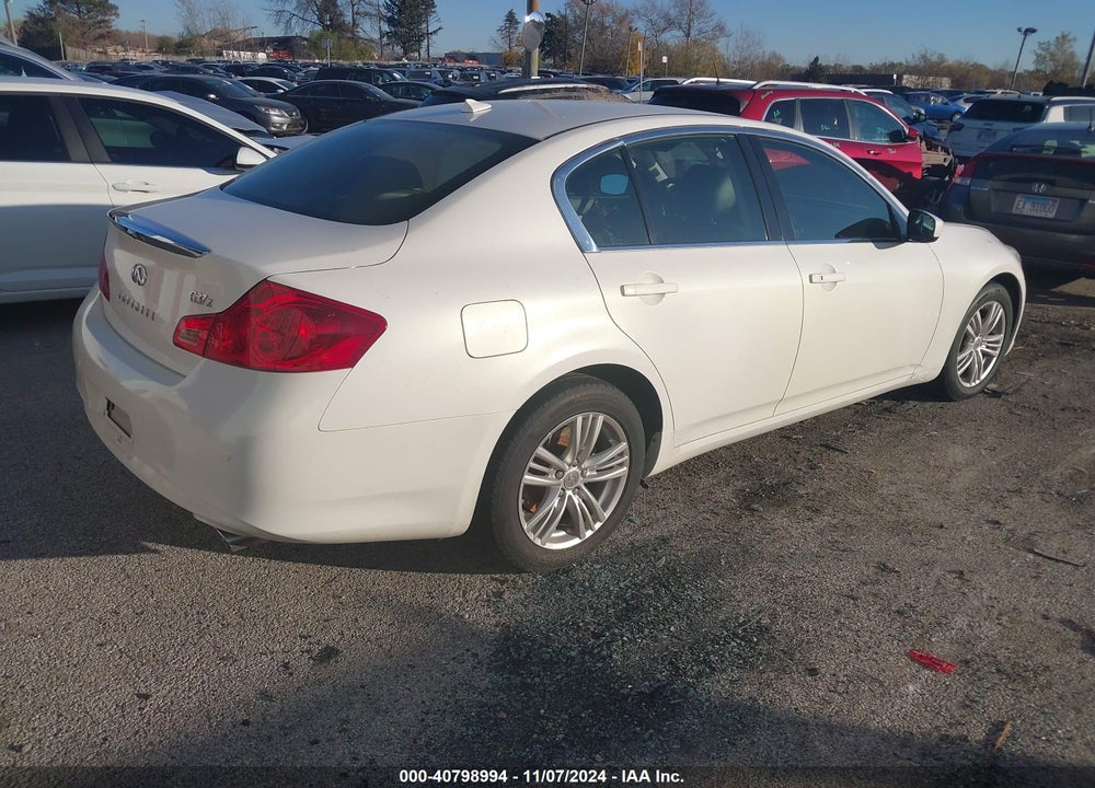 2013 INFINITI G37X VIN: JN1CV6AR6DM358588