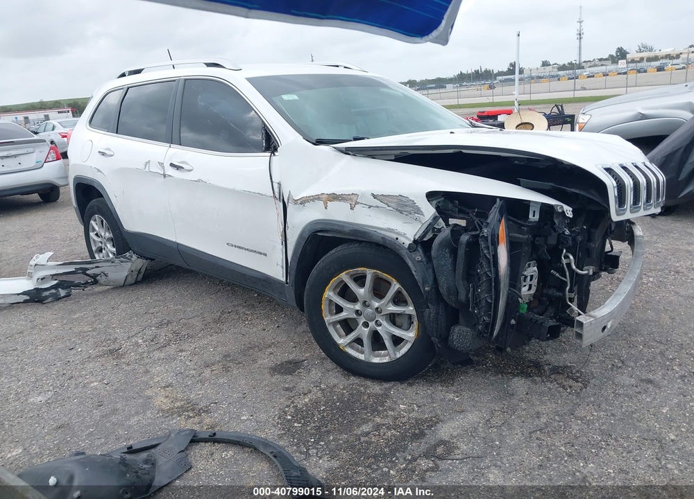 2017 JEEP CHEROKEE LATITUDE 4X4 VIN: 1C4PJMCS1HW544791