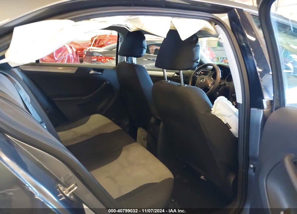 2017 VOLKSWAGEN JETTA 1.4T S VIN: 3VW2B7AJ7HM352288