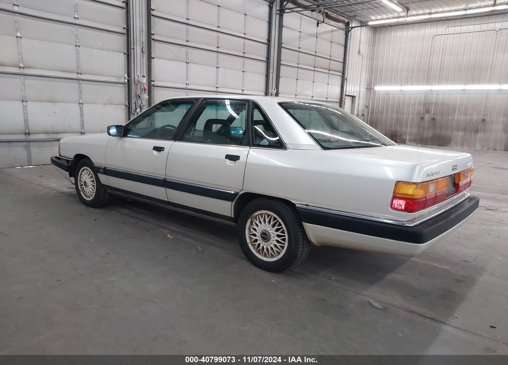 1989 AUDI 200 QUATTRO VIN: WAUGC5444KN098260