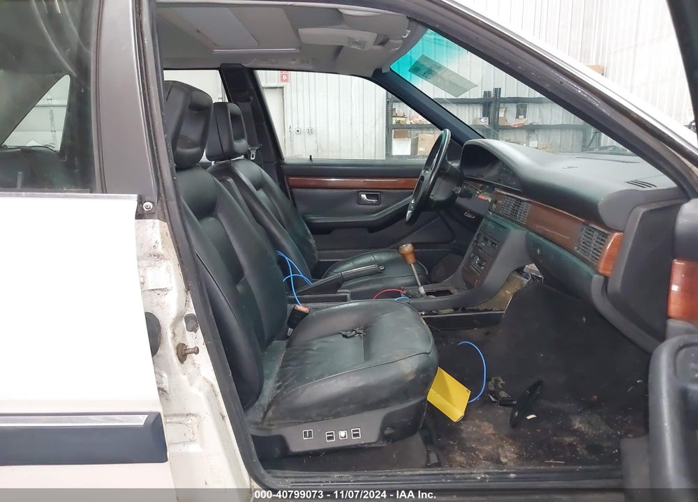 1989 AUDI 200 QUATTRO VIN: WAUGC5444KN098260