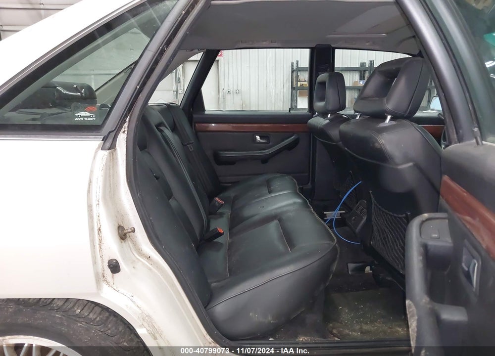 1989 AUDI 200 QUATTRO VIN: WAUGC5444KN098260