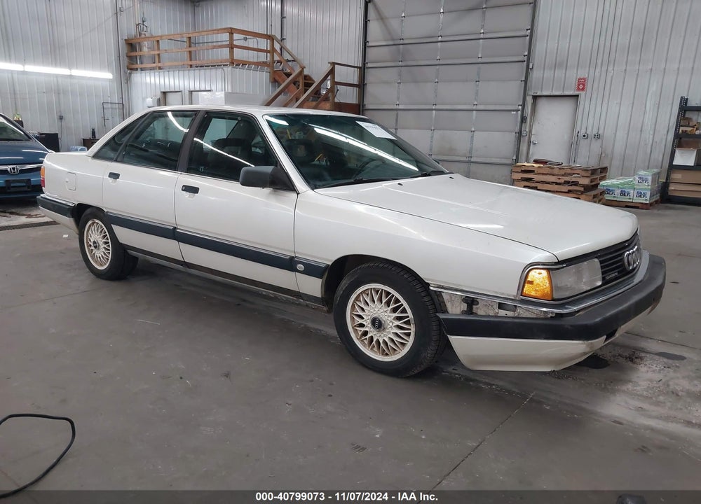 1989 AUDI 200 QUATTRO VIN: WAUGC5444KN098260