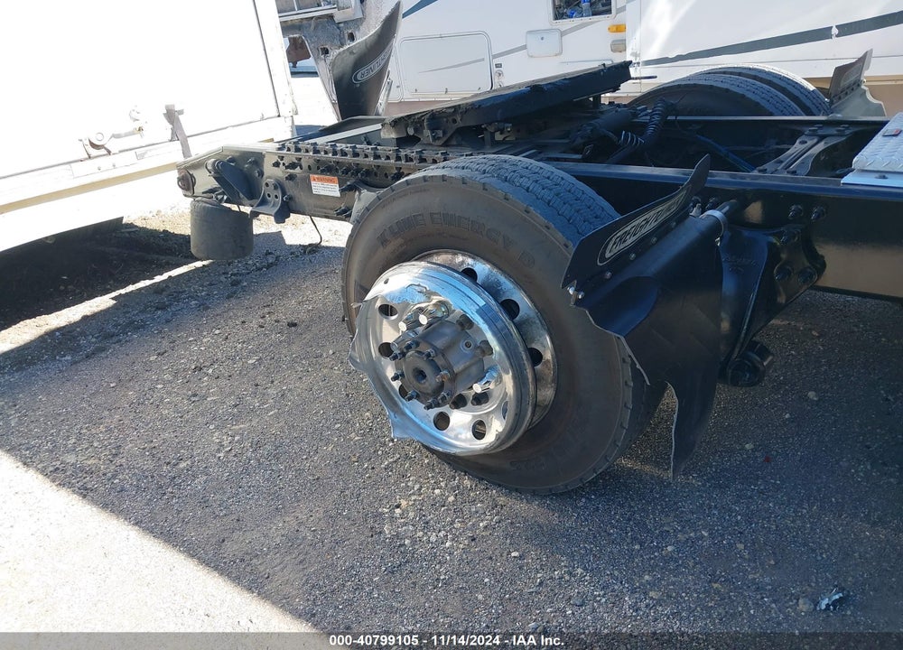 2022 FREIGHTLINER NEW CASCADIA 126 VIN: 3AKJHHDR1NSND3252